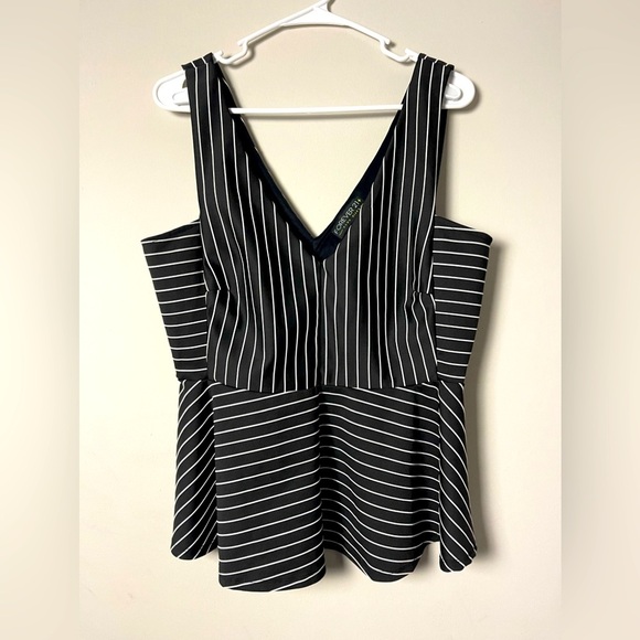 Forever 21+ Peplum Top Striped Sleeveless V-Neck Blouse Plus Size 1X - Picture 1 of 5